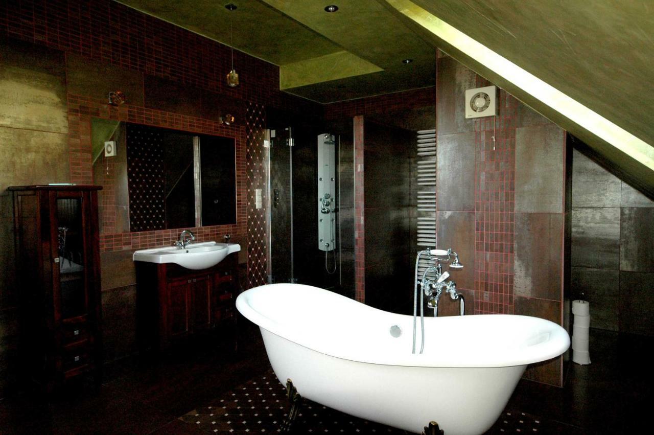Wodne Ogrody Villa โดบชิตเซ ภายนอก รูปภาพ